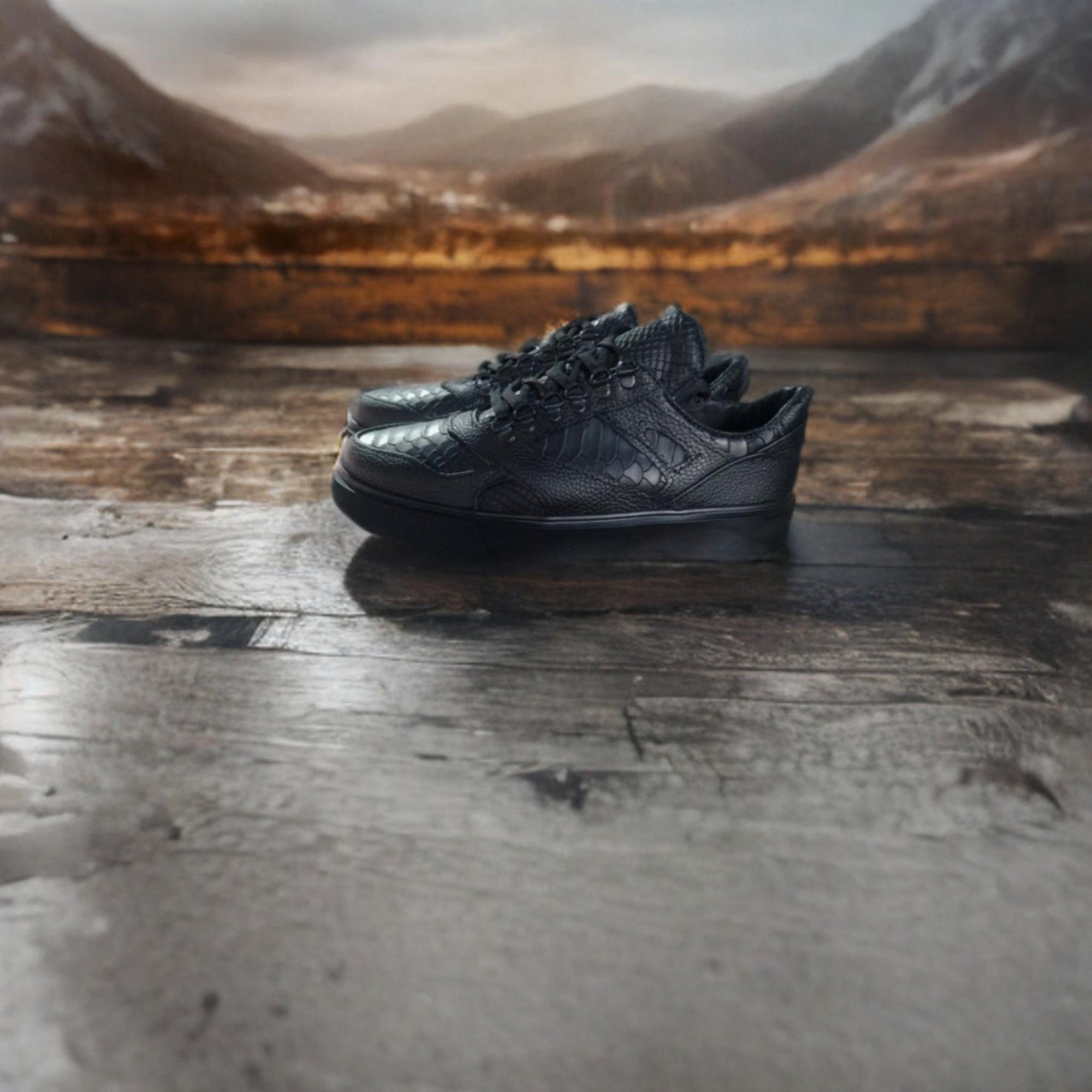 *Raptor black
